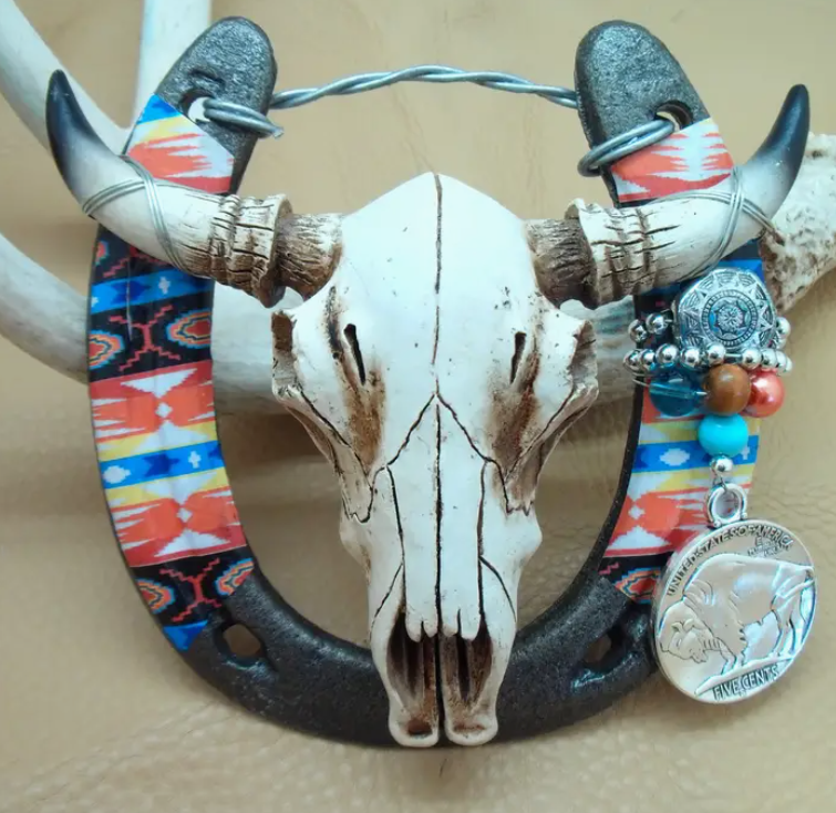 Big Lucky Horseshoe - Navajo/Western Cow Skull