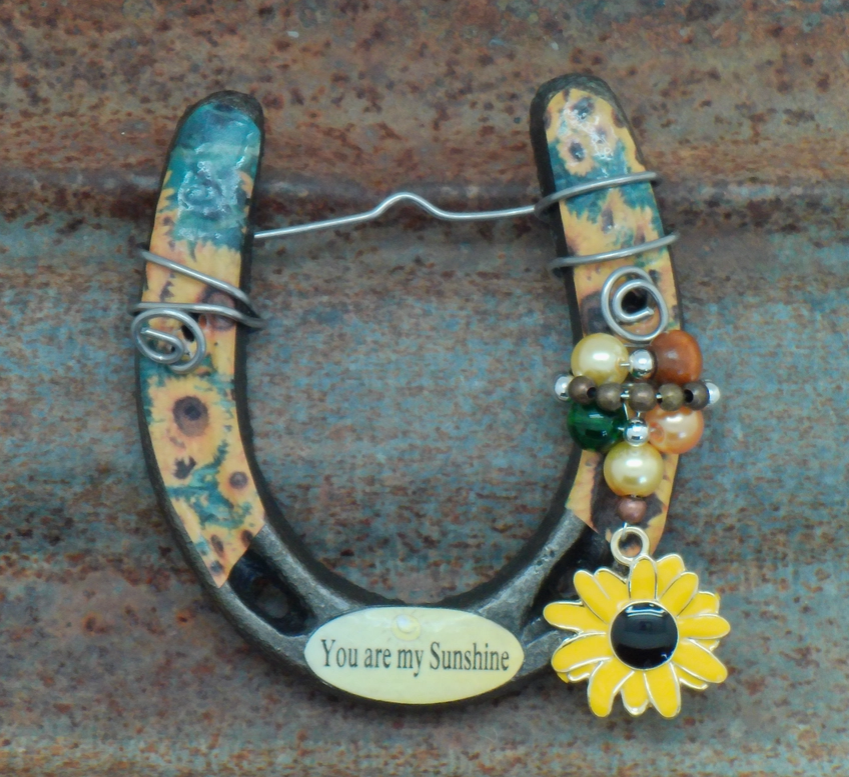 Little Lucky Western Horseshoe- Sunflower Sunshine