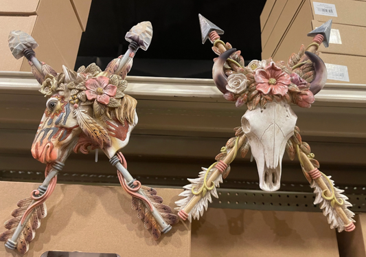 Cowskull & Horse Arrow Wall Decor